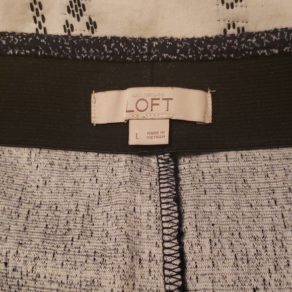 Loft L stretch pencil skirt blue black worn once - Picture 3 of 4